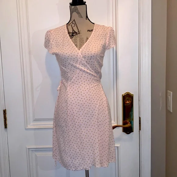 Brandy Melville, Dresses, New Beautiful Brandy Melville Pink Floral Wrap  Around Dress Size Xs M